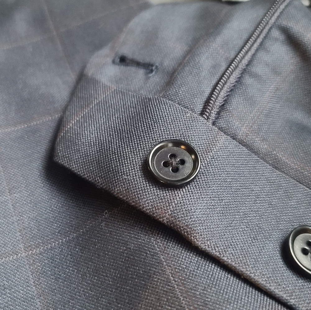 3 pc English Laundry window pane suit NWT